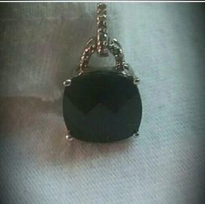 10k white gold pendant